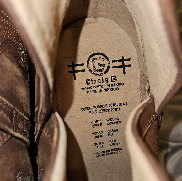 CORRAL BOOTIES- NWOT - Picture 4 of 6